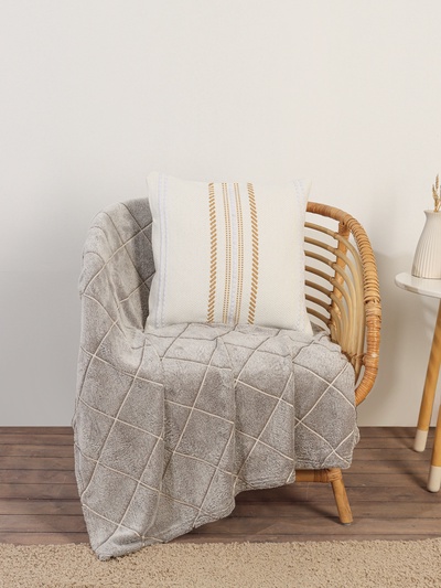 Наволочка декоративная с вышивкой SL Home, 45×45 см, хлопок 100%, молочная