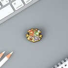 Значок деревянный «Герб», 3,5 х 2,9 см - Фото 2