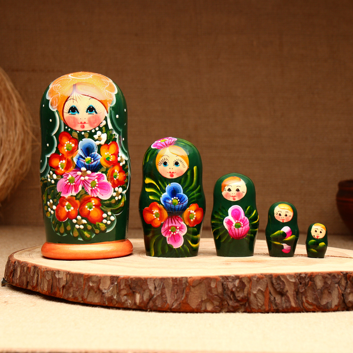 

Матрёшка 5-кукольная "Матрёна", 14-15 см