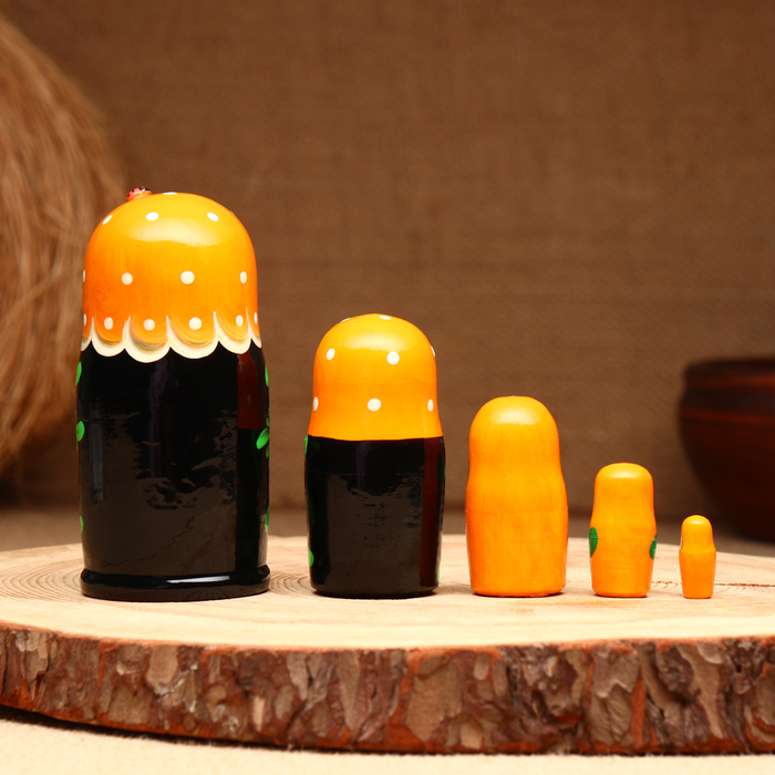 Матрёшка 5-кукольная "Праздничная оранжевая" с божьей коровкой, 10-11 см