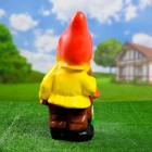 Садовая фигура "Гном с грибом" 24х21х40см - Фото 6