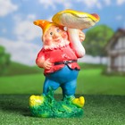 Садовая фигура "Гном под грибом" 13х18х30см микс - Фото 1