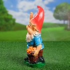 Садовая фигура "Гном-правая рука вверх" 10х13х30см МИКС - Фото 6
