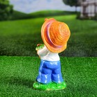 Садовая фигура "Мальчик в шляпе" 15х15х30см - Фото 3