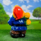 Садовая фигура "Гном-регби" 16х18х35см - Фото 3