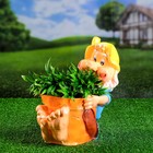 Садовая фигура "Гном с горшком" 29х21х31см - Фото 1