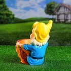 Садовая фигура "Гном с горшком" 29х21х31см - Фото 2