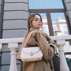 Сумка женская на клапане TEXTURA, средний размер, цвет молочный - Фото 10