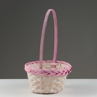Корзина плетеная, D23 х 17 х 10/36 см, розовая, бамбук - фото 24500645