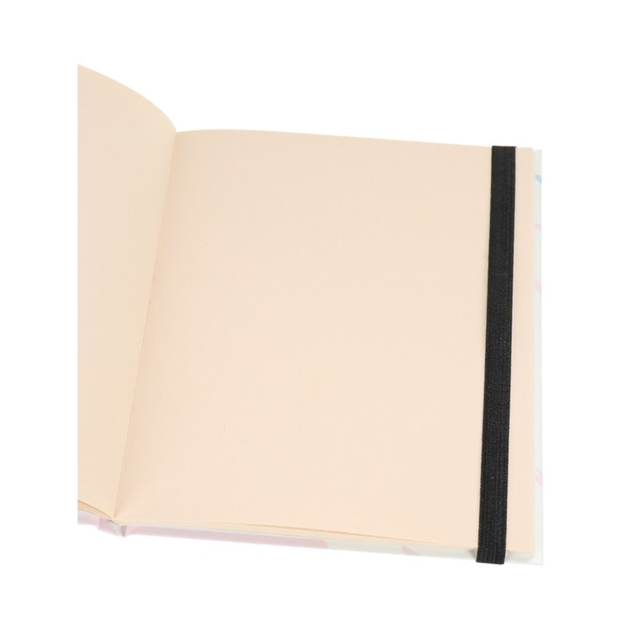Скетчбук А5, 40 листов "Девушка", твёрдая обложка, матовая ламинация, выборочный лак, на резинке, блок 100 г/м2