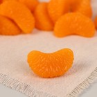 Муляж "Долька мандарина" 4 см (фасовка по 20 шт) - Фото 1