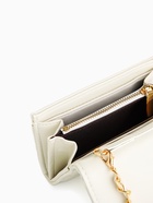 Сумка мини-клатч женская на клапане, на цепочке, со стёжкой, белая - Фото 3