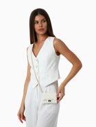 Сумка мини-клатч женская на клапане, на цепочке, со стёжкой, белая - Фото 2