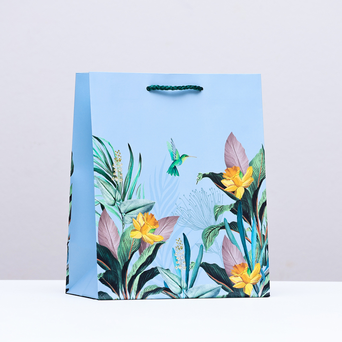 Пакет подарочный "Колибри в цветах",  18 х 22,3 х 10 см - Фото 1
