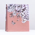 Пакет подарочный "Бабочка в цветах", персик,  26 х 32 х 12 см - фото 321081745