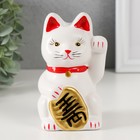 Копилка керамика "Белый кот Манэки-нэко с колокольчиком" 8х7,5х13 см - фото 12047234