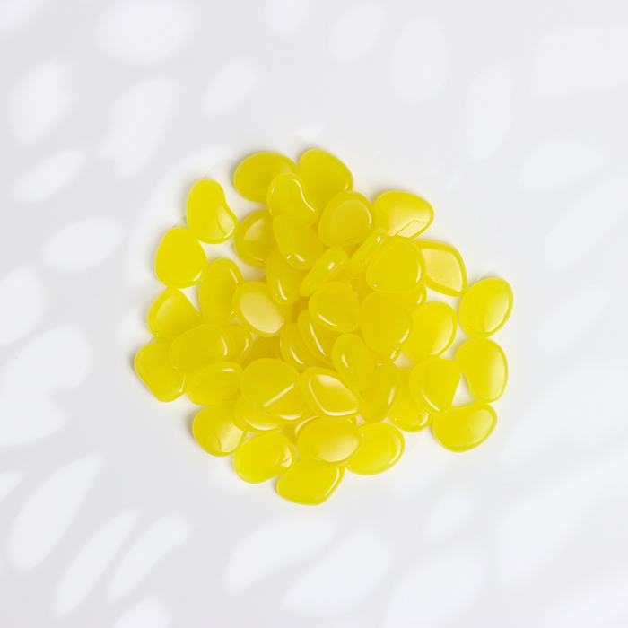 Светящийся декор "Галька" желтая, 100гр / фракция 2-3см - фото 1883037022
