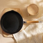 Сковорода SL Home, d=25, h=4.4 см, на деревянной подставке, индукция, чугун, чёрная - Фото 3