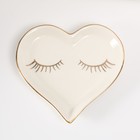 Сувенир керамика подставка под кольца "Сердце с ресничками" 11х11,5х1,4 см - фото 9061861