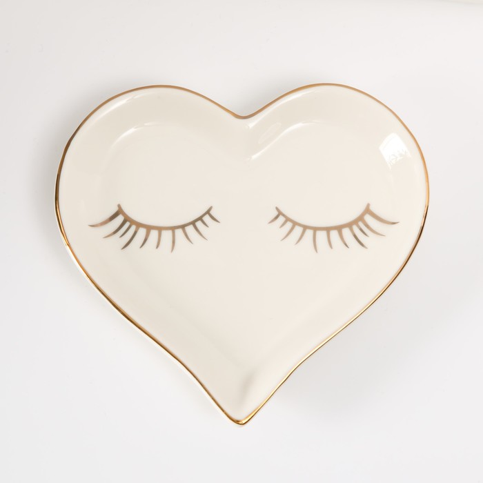 Сувенир керамика подставка под кольца "Сердце с ресничками" 11х11,5х1,4 см