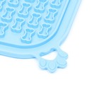 Коврик для лизания на присосках 18.5×18.5 см, силикон, голубой - Фото 6