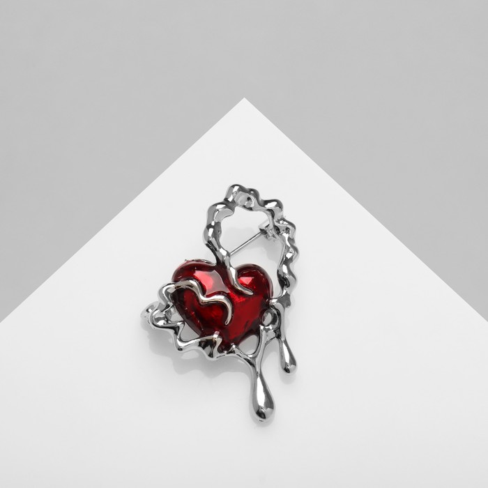 Брошь «Сердце» абстракт, цвет красный в серебре
