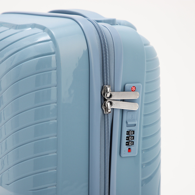 Чемодан 20", 36*21*55, отд на молнии, код замок, 4 колеса, голубой