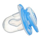 Соска - пустышка силиконовая ортодонтическая M&B «Дино», от 0 мес., с колпачком, голубой - Фото 3