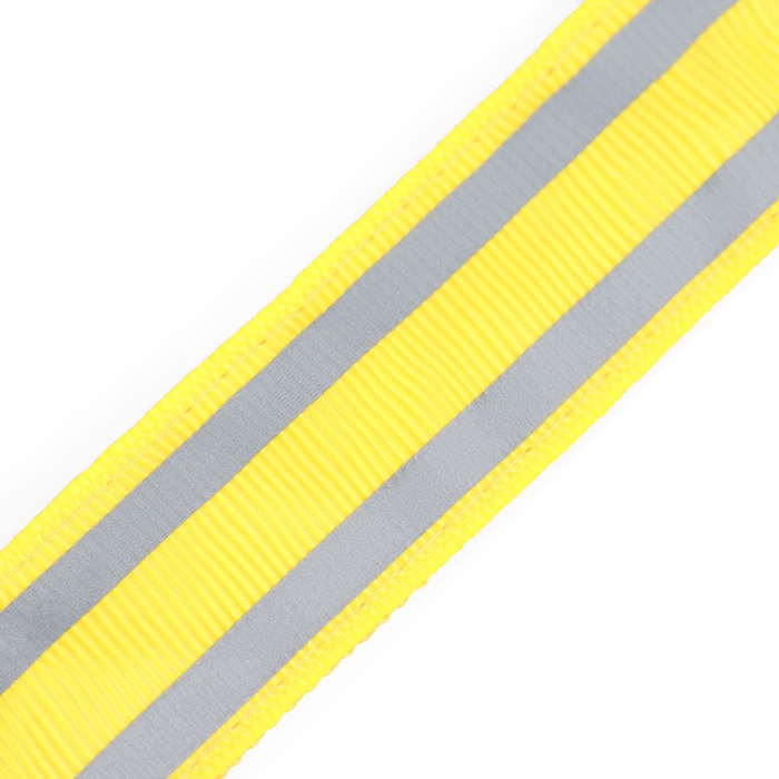 Ошейник с подсветкой Двойная полоса размер M, ОШ 40-48 х 2,5 см, 3 режима свечения жёлтый