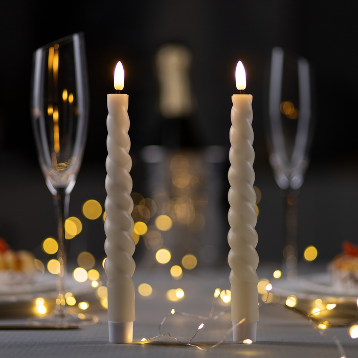 Набор светодиодных витых свечей, белые, 2 × 25 × 2 см, пластик, воск, батарейки АААх2 (не в комплекте), свечение тёплое белое, 2 шт. - фото 1908069974