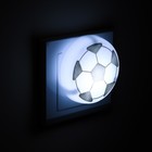 Ночник "Футбольный мяч" LED бело-черный 7х6х6,5 см RISALUX - фото 9686991