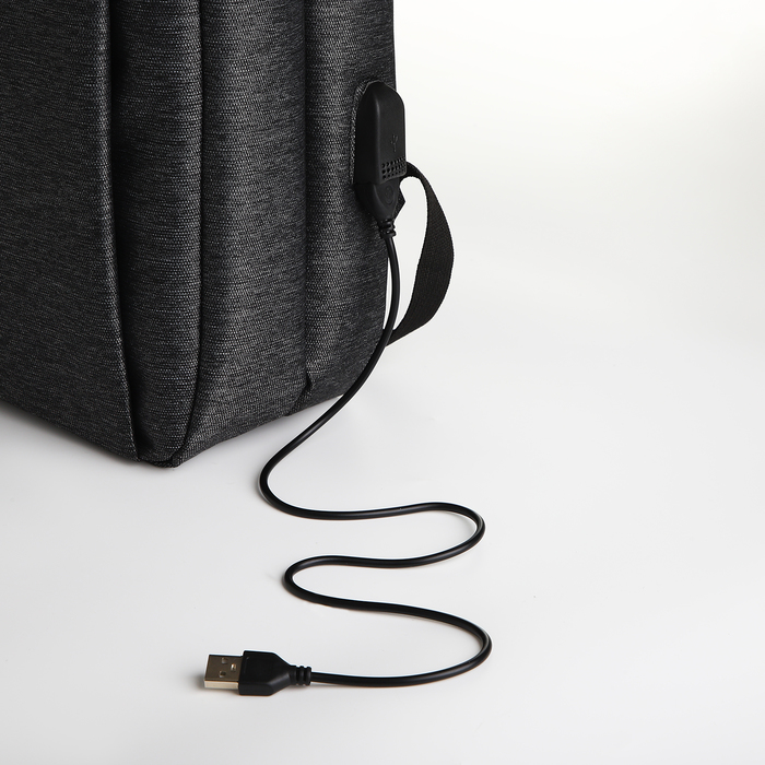 Рюкзак городской на молнии, 2 кармана, с USB, цвет чёрный
