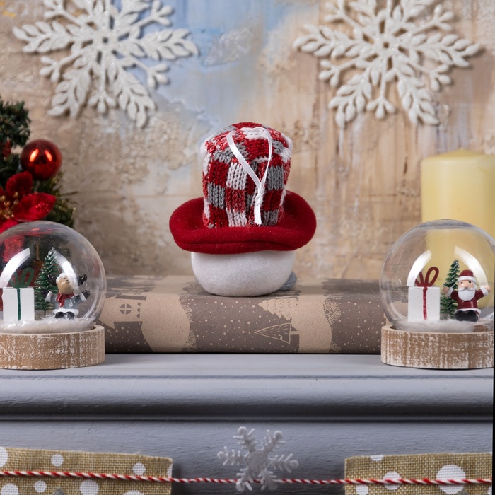 Светодиодная фигура «Снеговик в цилиндре» 6 × 11 × 6 см, текстиль, батарейки LR1130х3, свечение тёплое белое