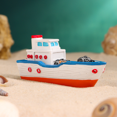 Сувенирная модель корабля «Рыбацкое судно светлое», фигурка полистоун, 10 см