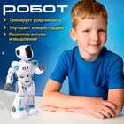 Робот радиоуправляемый «Астронавт», русское озвучивание, работает от аккумулятора - Фото 3