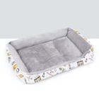 Лежанка для животных, двухсторонняя подушка, 60 х 45 х 15 см,  серо-белая - фото 9213319