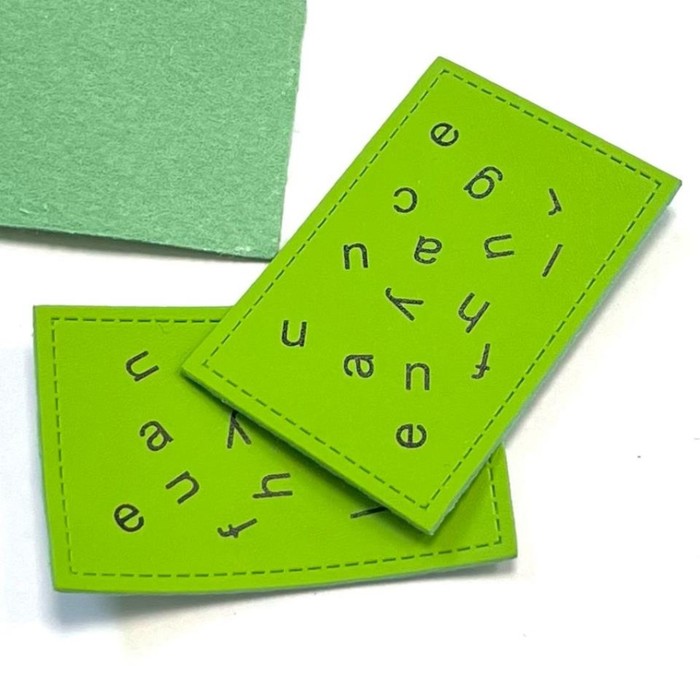 Нашивка под кожу «Веселые буквы», размер 4x6 см, цвет зелёный
