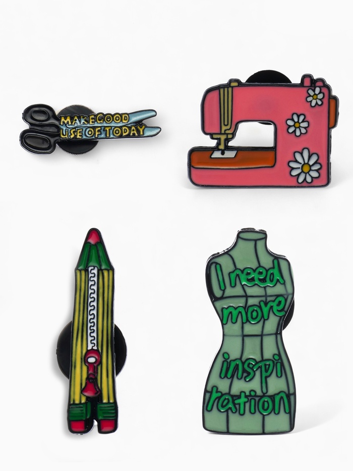 Набор значков (4 шт.) «Швея», цветной в чёрном металле - Фото 1