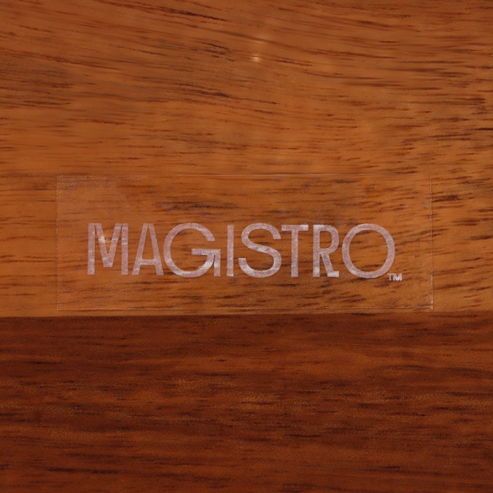 Набор фарфоровых соусников на деревянной подставке Magistro «Галактика», 4 предмета: 3 соусника 100 мл, подставка 33×9×5 см, цвет чёрный - фото 1883078529