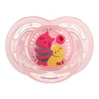 Соска - пустышка силиконовая ортодонтическая «Котик», от 6 мес., с колпачком, цвет розовый - фото 8957379