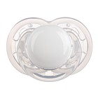 Соска - пустышка силиконовая ортодонтическая M&B, от 12 мес., с колпачком, белый - Фото 2