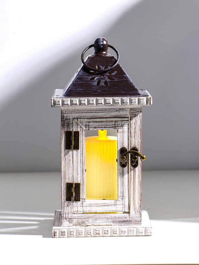 Деревянный подсвечник-фонарь на 1 свечу «Состаренный», белый, 12.5×12.5×25 см