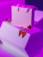 Серьги ассорти «Клубника-сердце», красные в золоте - Фото 4