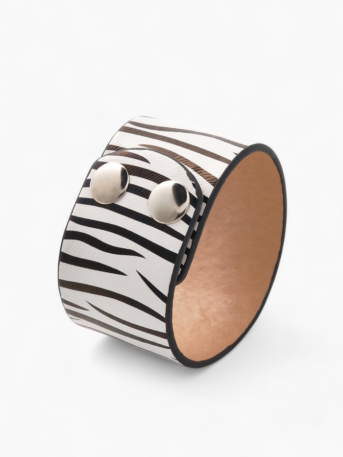 Браслет кожаный манжета «Сафари. Зебра», L=23.5 см, широкий, чёрный, белый - Фото 1