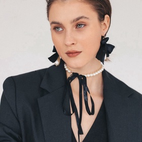 Бусы «Бантик» жемчужины с завязкой, L= 40 см, черный, белый