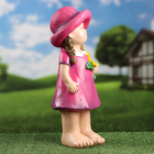 Садовая фигура "Девочка Галя с цветком" 43х16см - Фото 4
