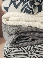 Плед с бахромой «Этель» Hypnosis, 130×180 см, серый - Фото 3