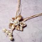 Колье 27х4,5х1,5 см "Белый бутон" - Фото 2