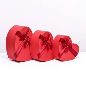Набор коробок 3 в 1 сердца 31 × 28 × 13.5; 27 × 24 × 12; 23×20×10.5 см