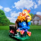 Садовая фигура "Гном с пнем" 22х43х50см - Фото 6